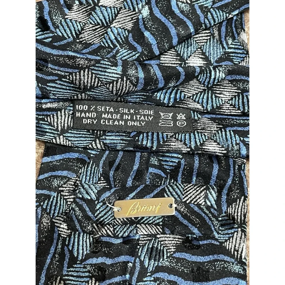 Brioni this vtg